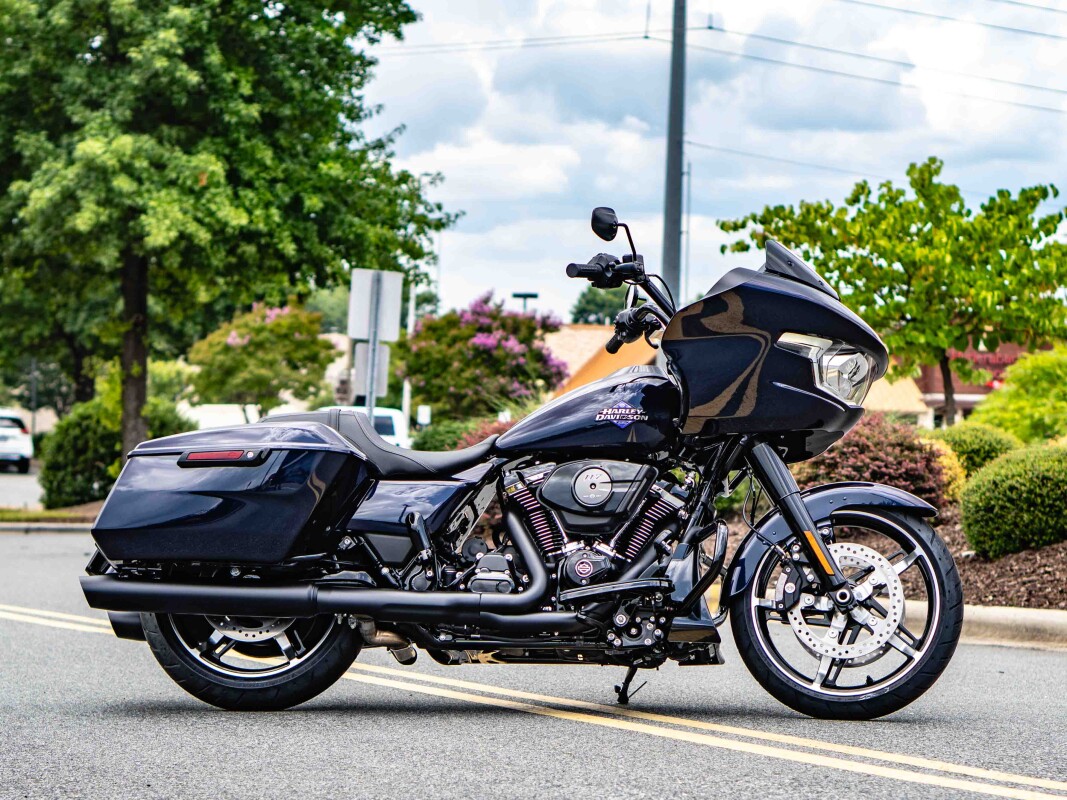 FLTRX 2025 Road Glide - Photo 4