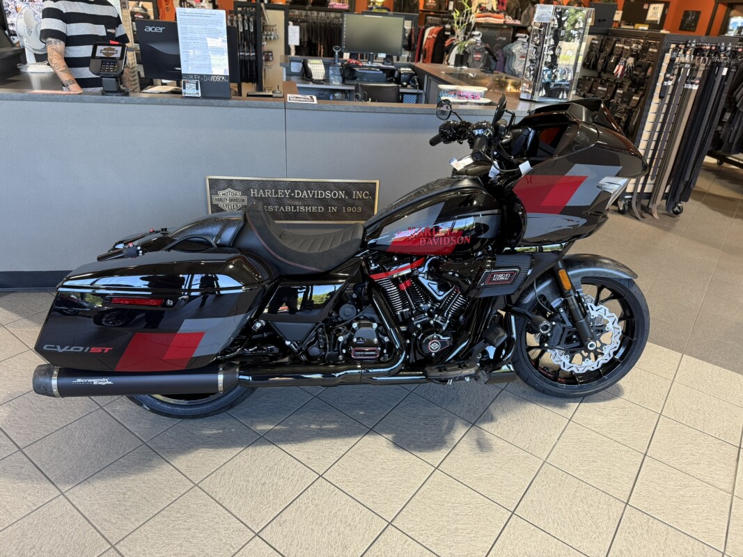 FLTRXSTSE 2025 CVO Road Glide ST - Photo 2