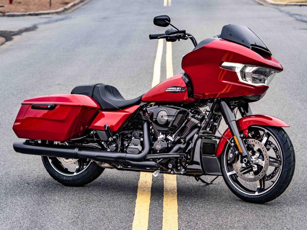 FLTRX 2025 Road Glide - Photo 3
