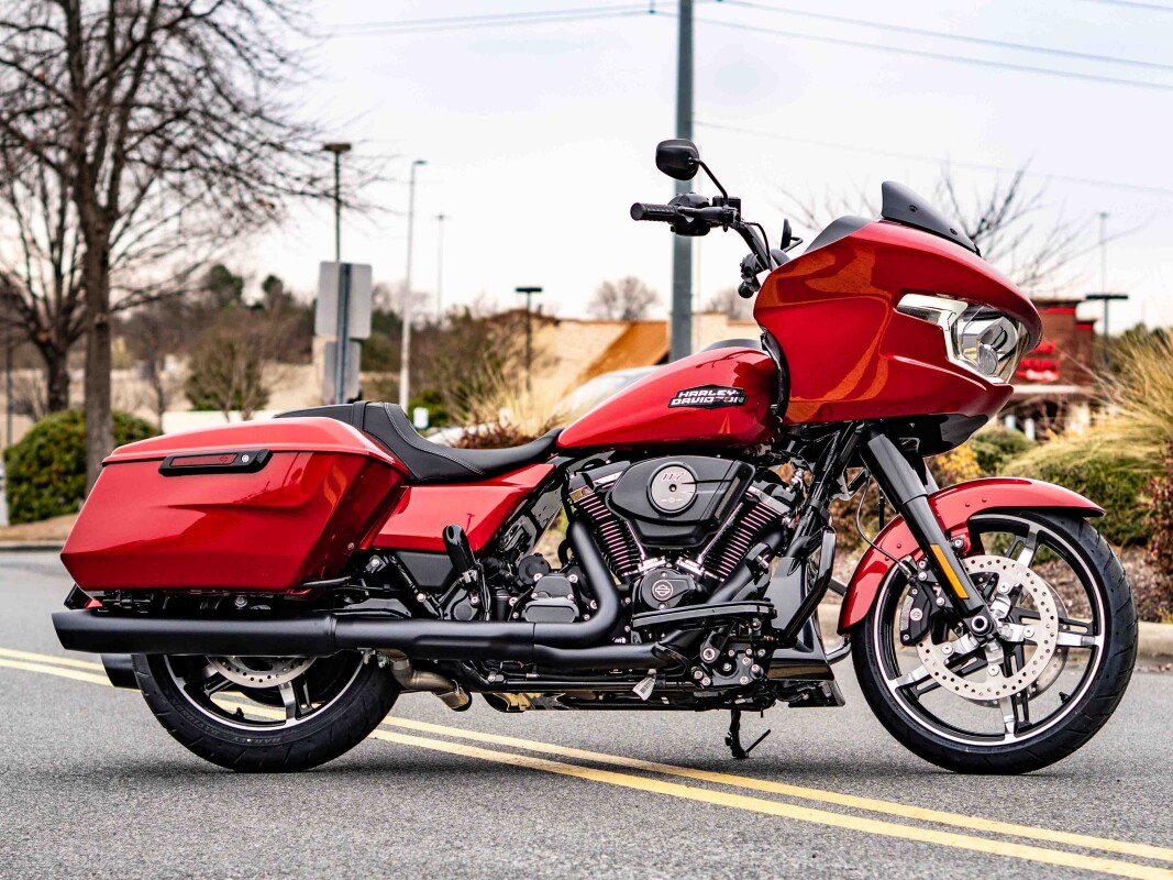 FLTRX 2025 Road Glide - Photo 4