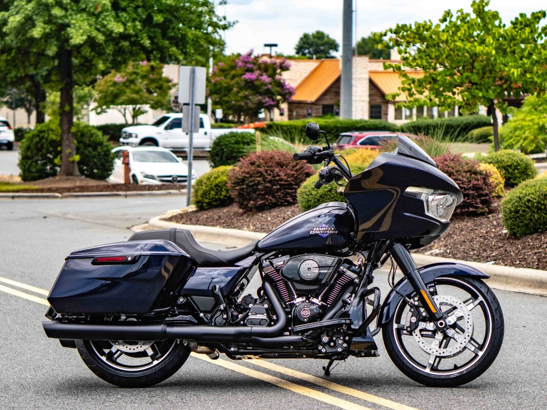 FLTRX 2025 Road Glide - Photo 5