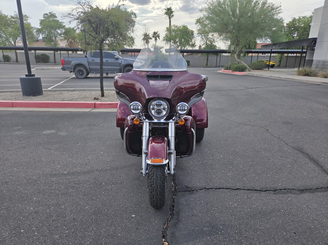 FLHTCUTG 2015 Tri Glide Ultra - Photo 6