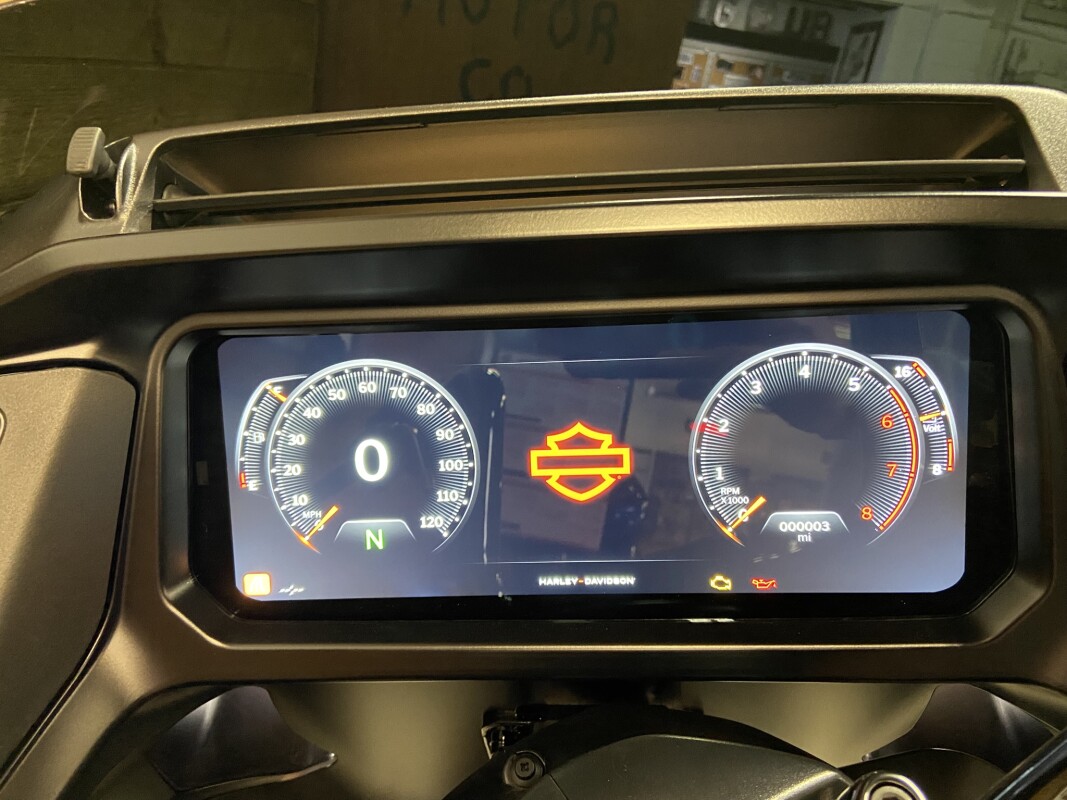 2025 Harley-Davidson Road Glide Vivid Black - Black Finish FLTRX - Photo 6