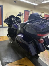 2020 Harley-Davidson® Road Glide® Limited Zephyr Blue/Black Sunglo thumb 1