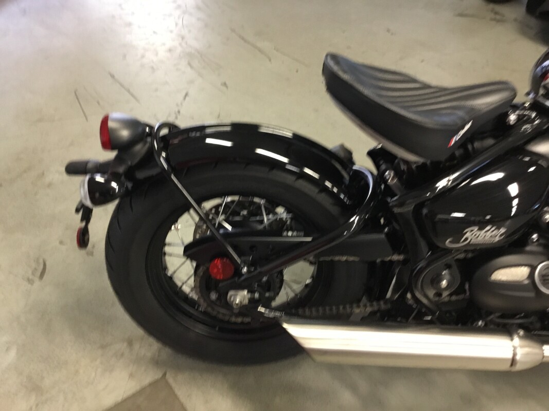2023 Triumph Bonneville Bobber Chrome Edition Black - Photo 4