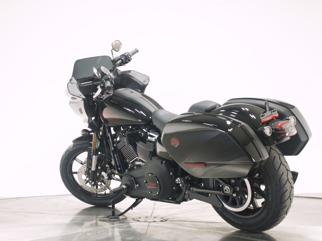 2025 Harley-Davidson FXLRST Low Rider ST in Vivid Black with 10 miles - Photo 9