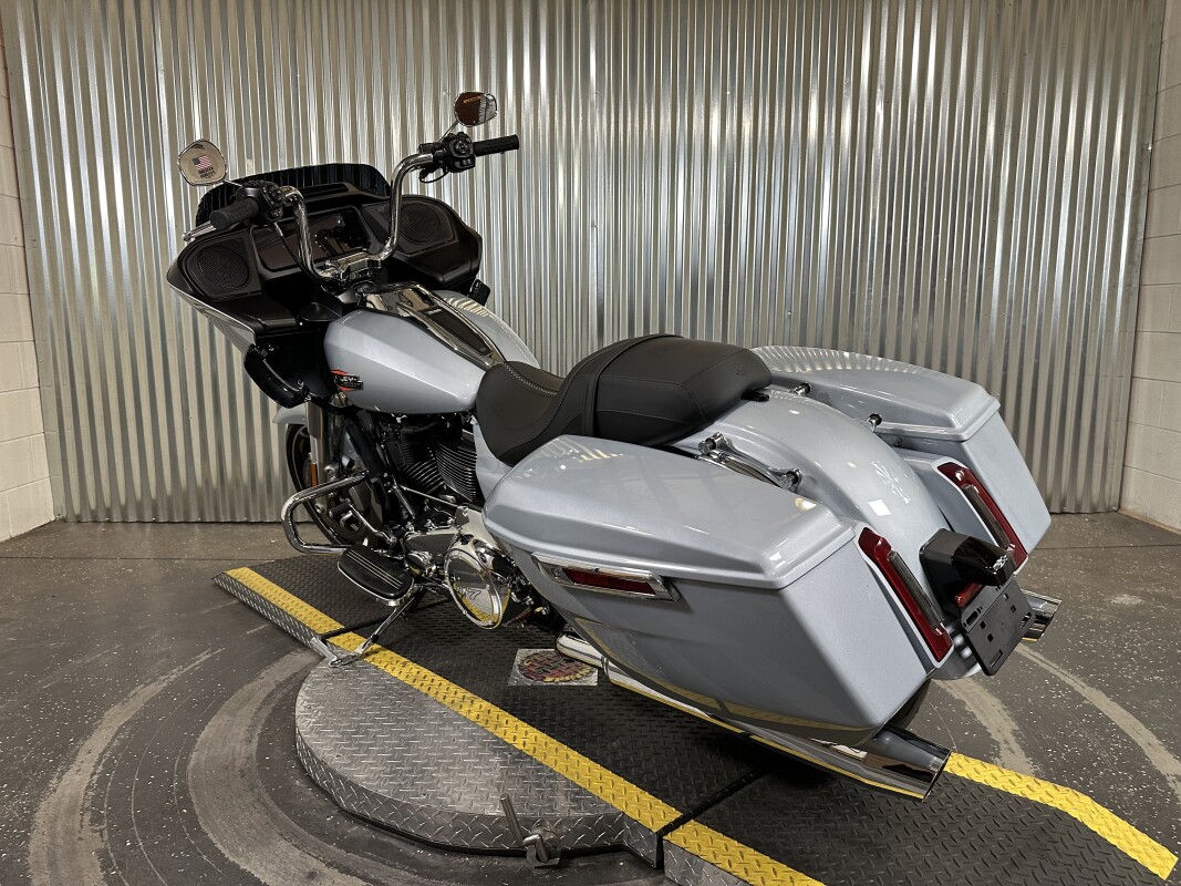 2025 Harley-Davidson Road Glide Atlas Silver Metallic - Photo 6