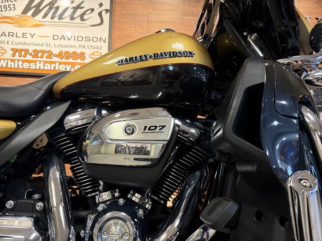 2017 H-D FLHTK Ultra Limited 107ci - Photo 3