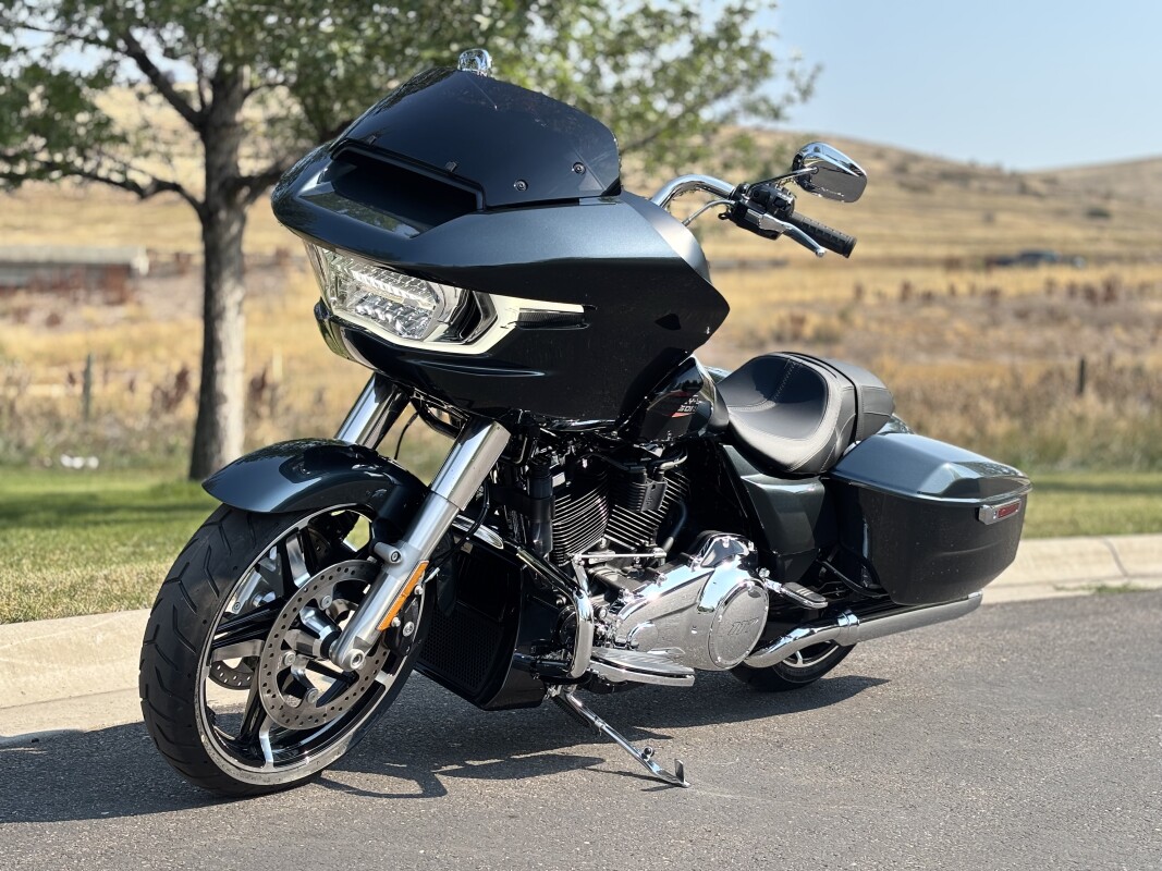 2025 Harley-Davidson Road Glide Iron Horse Metallic - Photo 5