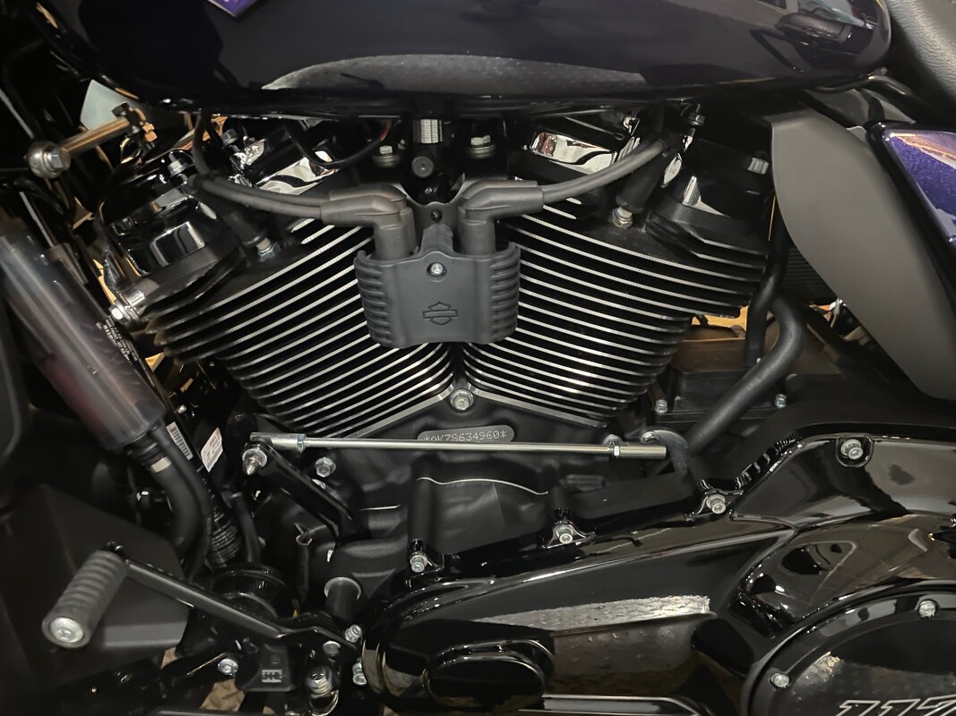 Harley-Davidson Street Glide Ultra 2025 FLHXU MYSTIC SHIFT - Photo 9