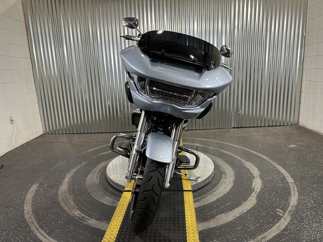 2025 Harley-Davidson Road Glide Atlas Silver Metallic - Photo 3