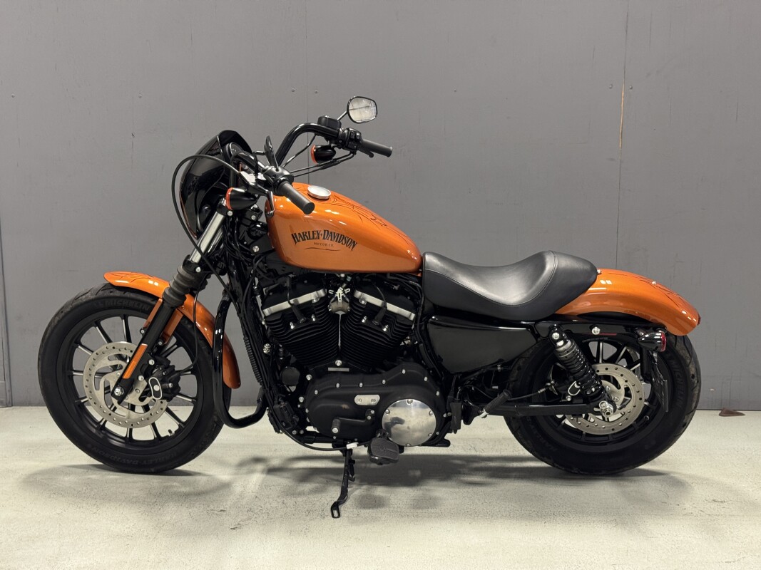XL 883N 2014 Iron 883 - Photo 2