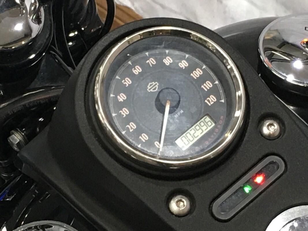 2016 Harley-Davidson Street Bob Vivid Black FXDB - Photo 5