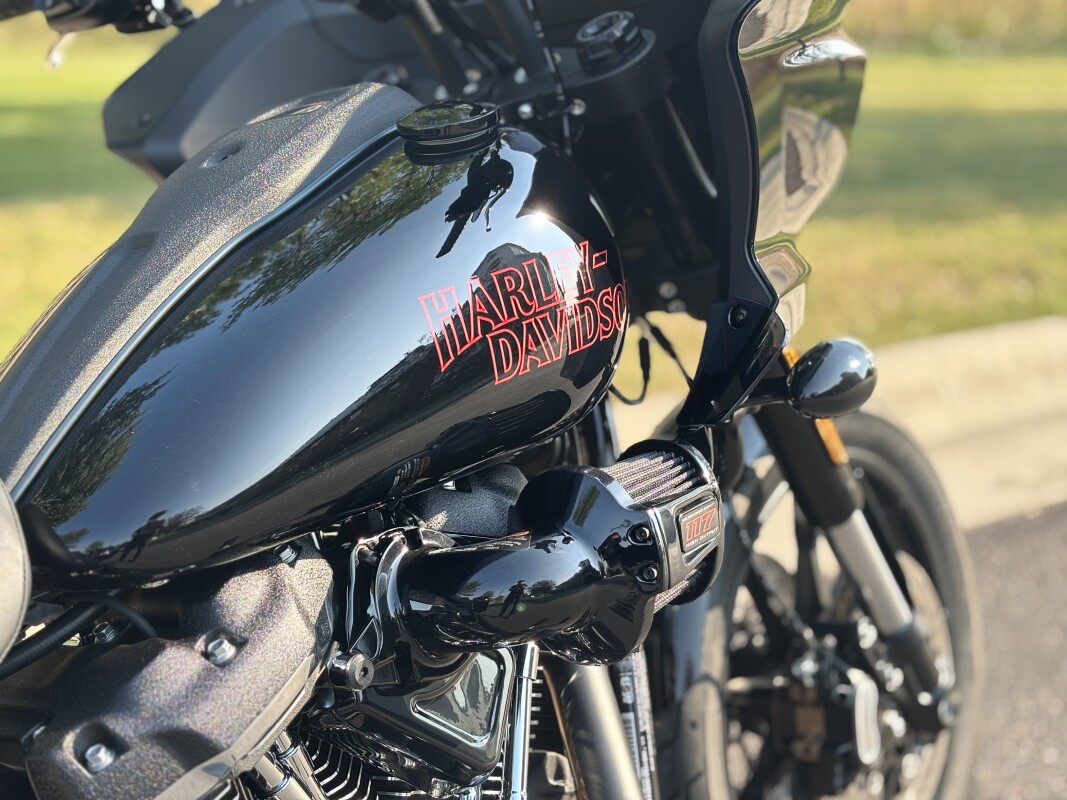 2025 Harley-Davidson Low Rider ST Vivid Black - Photo 10