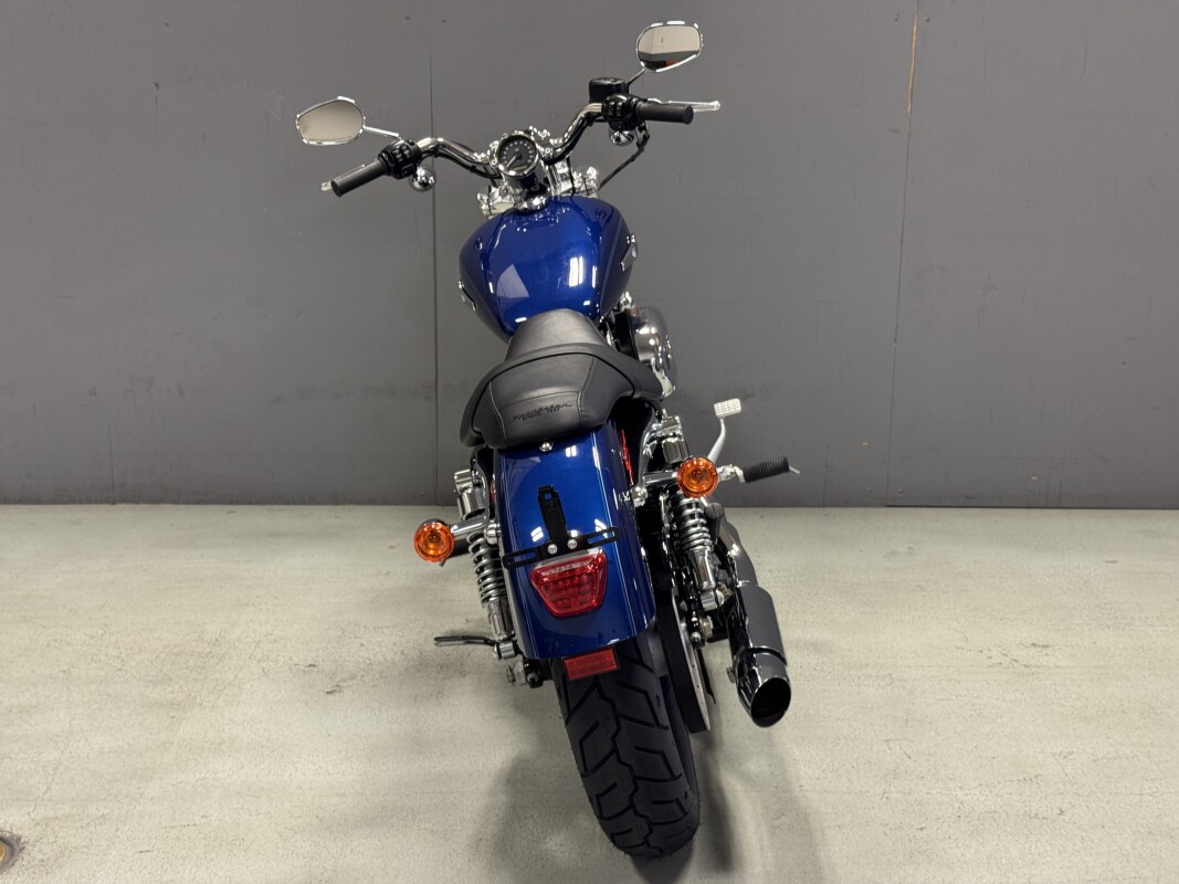 XL1200C 2015 1200 Custom - Photo 9