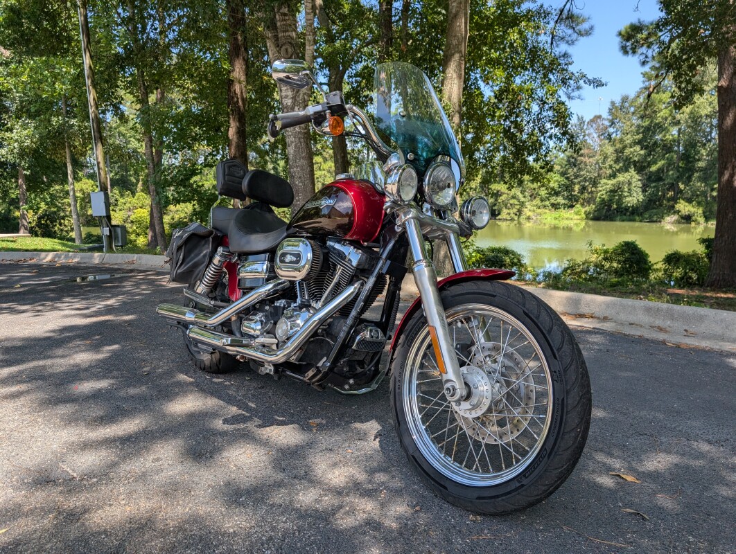 FXDC 2012 Super Glide Custom - Photo 9