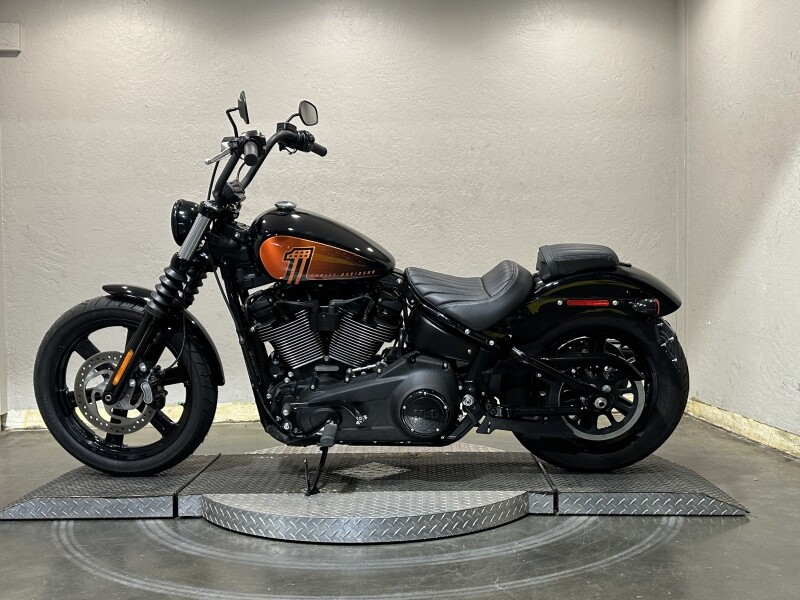 Harley-Davidson Street Bob 114 2023 FXBBS 051852N BLACK - Photo 6