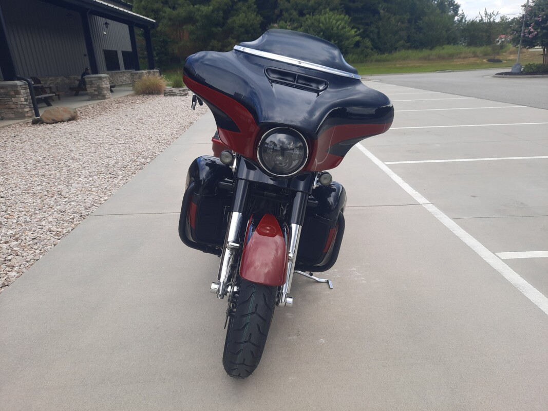 2017 Harley-Davidson CVO Street Glide Starfire Black/Atomic Red with Contrast Chrome Aggressor Wh - Photo 3