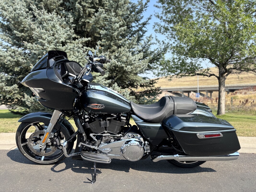 2025 Harley-Davidson Road Glide Iron Horse Metallic - Photo 4