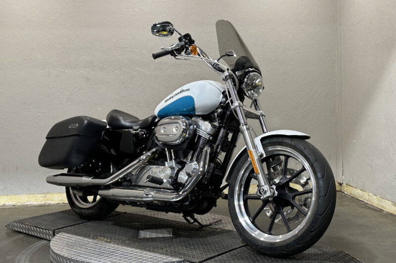 Harley-Davidson SuperLow 2016 XL 883L 448362N CR ICE/FRD TEAL W/PINSTRIPE - Photo 2