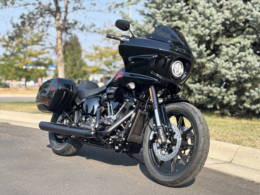2025 Harley-Davidson Low Rider ST Vivid Black - Photo 2