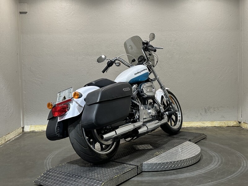 Harley-Davidson SuperLow 2016 XL 883L 448362N CR ICE/FRD TEAL W/PINSTRIPE - Photo 3
