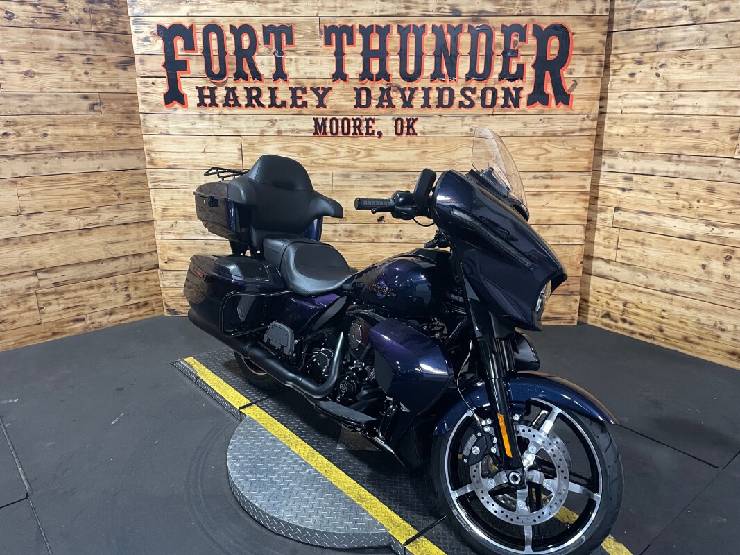 Harley-Davidson Street Glide Ultra 2025 FLHXU MYSTIC SHIFT - Photo 3