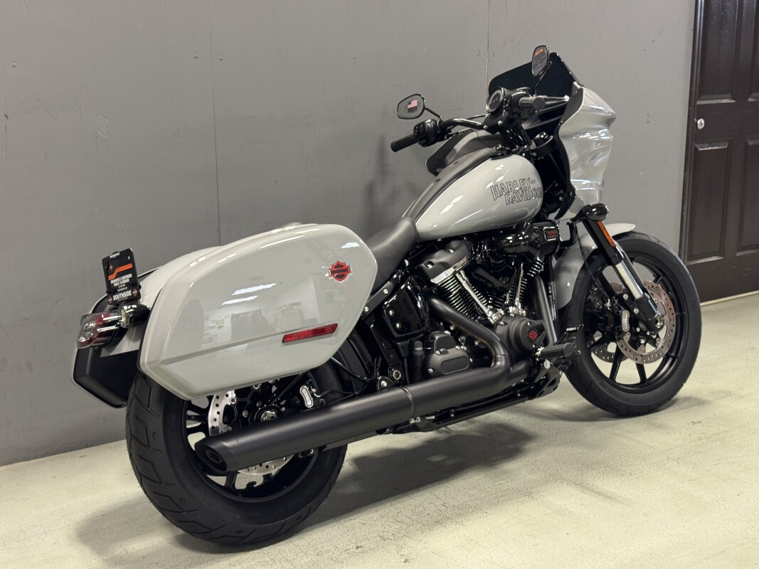 FXLRST 2025 Low Rider ST - Photo 5