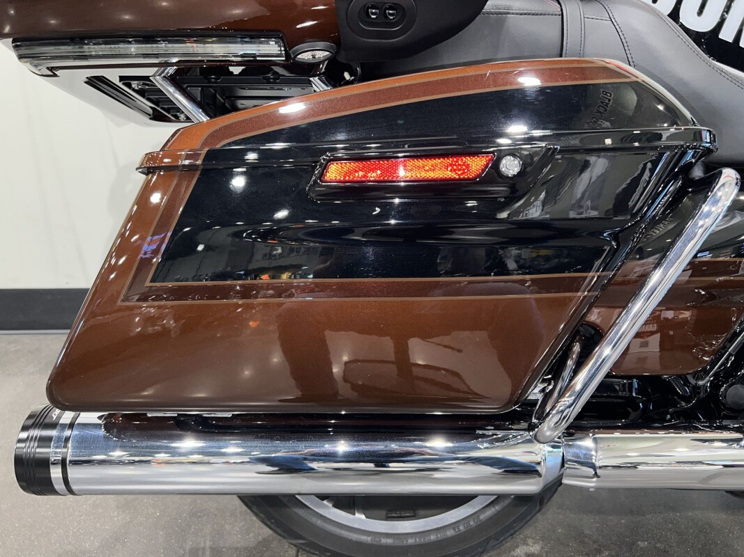2019 Harley-Davidson CVO Limited FLHTKSE - Photo 8