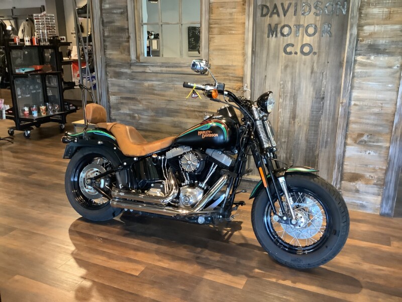 Harley-Davidson® Softail® Cross Bones™ 2009 FLSTSB U532-09 Black Denim