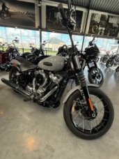 Street Bob  thumb 3