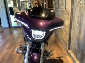 Harley-Davidson® Street Glide® 2025 FLHX T41-25 Mystic Shift thumb 2