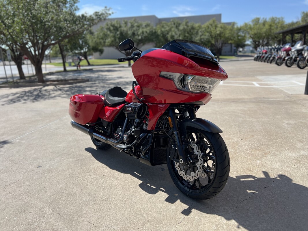2025 Harley-Davidson CVO Road Glide ST Rally Red - Photo 2