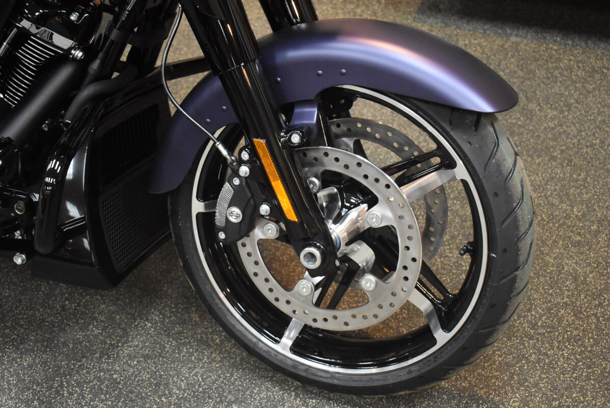 FLHX 2025 Street Glide - Photo 8