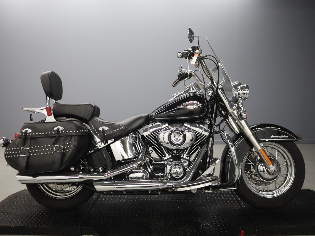 バイク Harley-Davidson FL HTC FLHTC エレクトラグライドクラシック(ハーレーダビッドソン)の