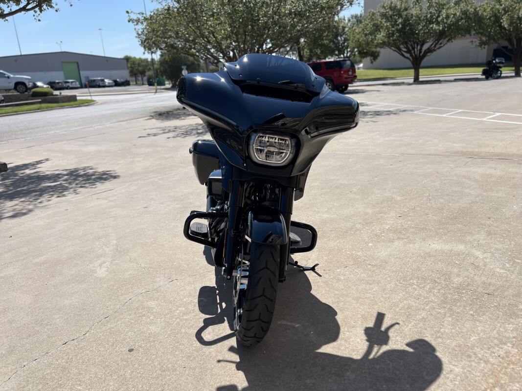 2025 Harley-Davidson Street Glide Vivid Black - Black Finish - Photo 3