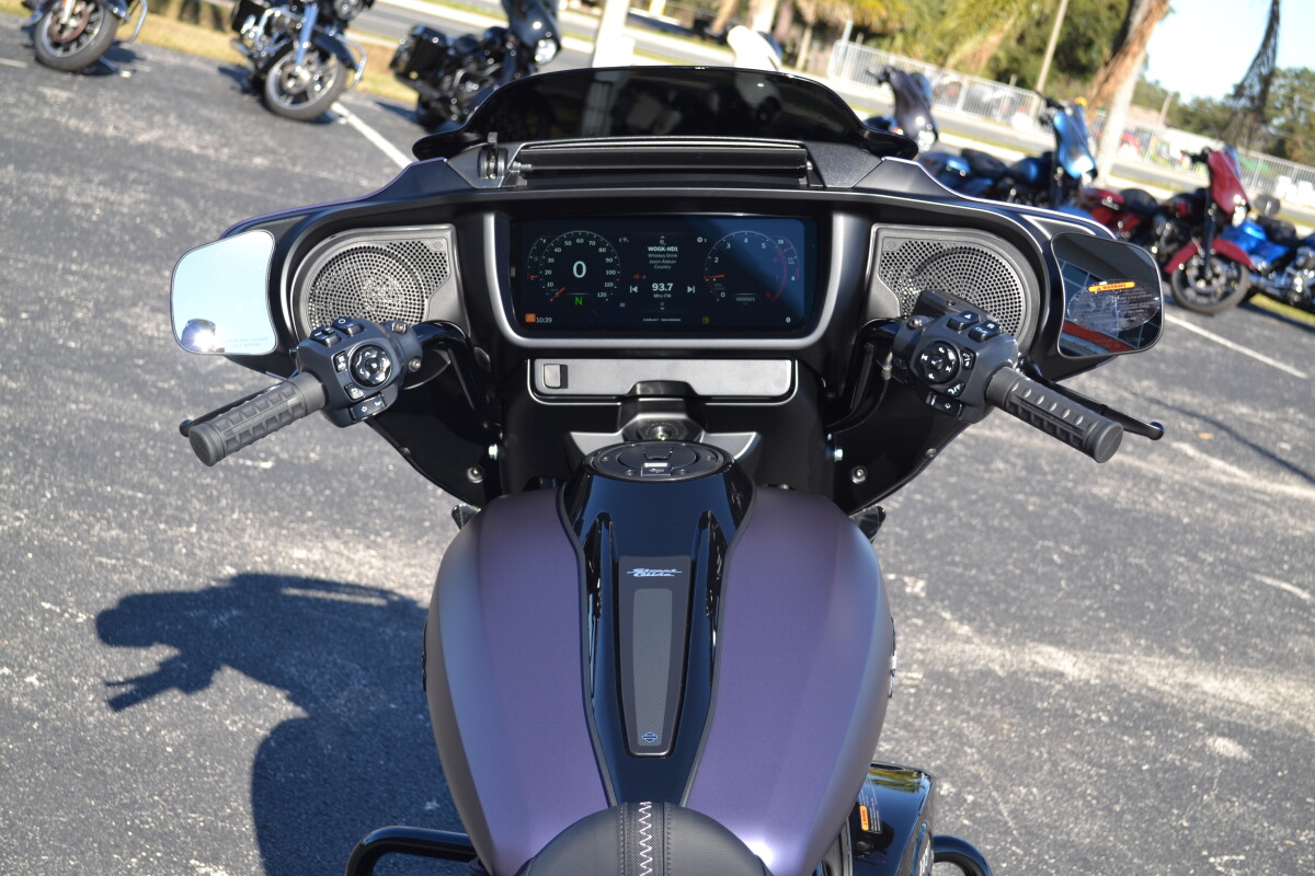 2025 Harley-Davidson Street Glide Purple Abyss Denim - FLHX - Photo 8