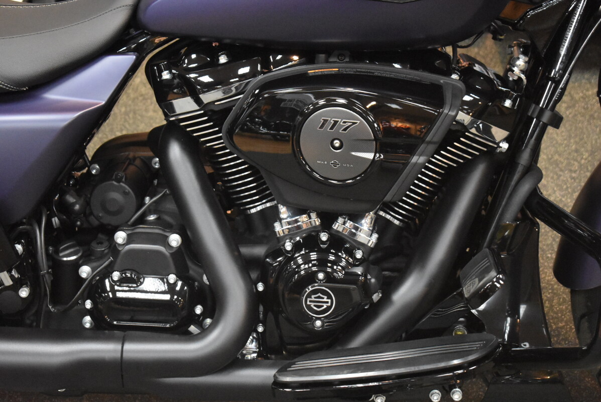 FLHX 2025 Street Glide - Photo 5