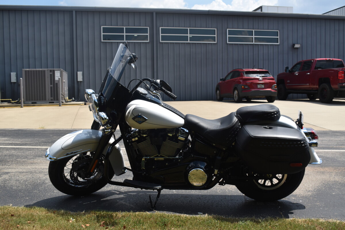2025 Harley-Davidson Heritage Classic – Cruiser Motorcycle - Photo 5