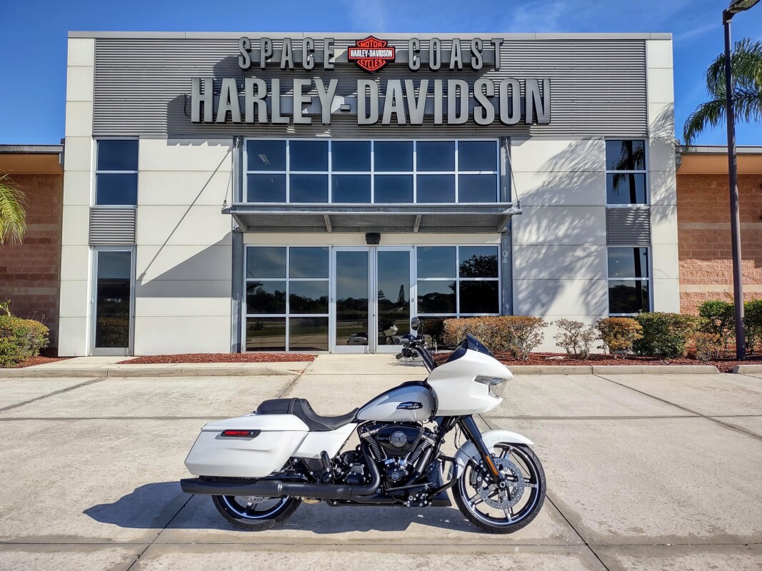 Road Glide - Photo 6