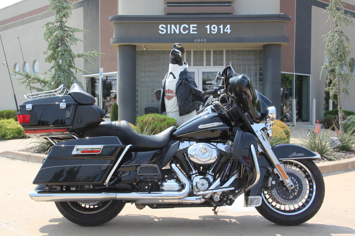 2013 Harley-Davidson Electra Glide Ultra Limited Black - Photo 2