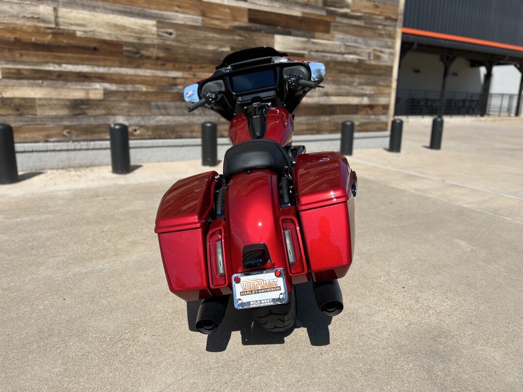 2025 Harley-Davidson Street Glide Brilliant Red - Black Finish - Photo 7