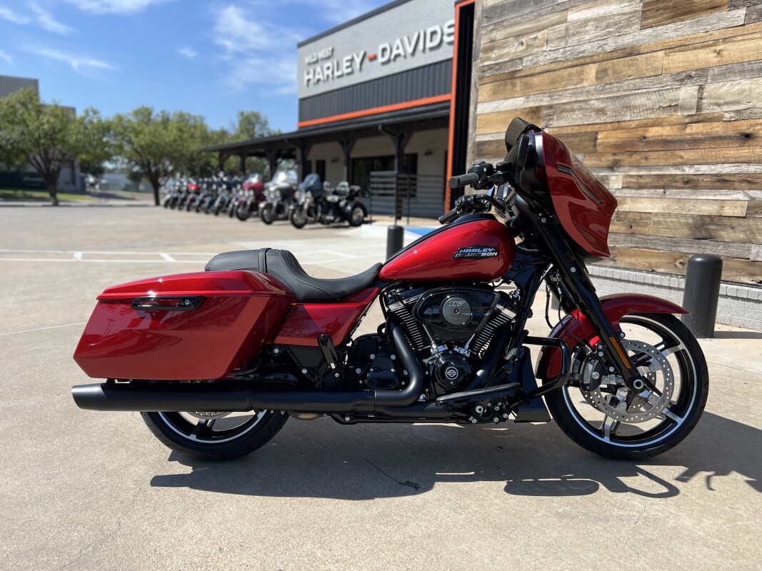 2023 Harley-Davidson® Ultra Limited Black | Wild West Harley