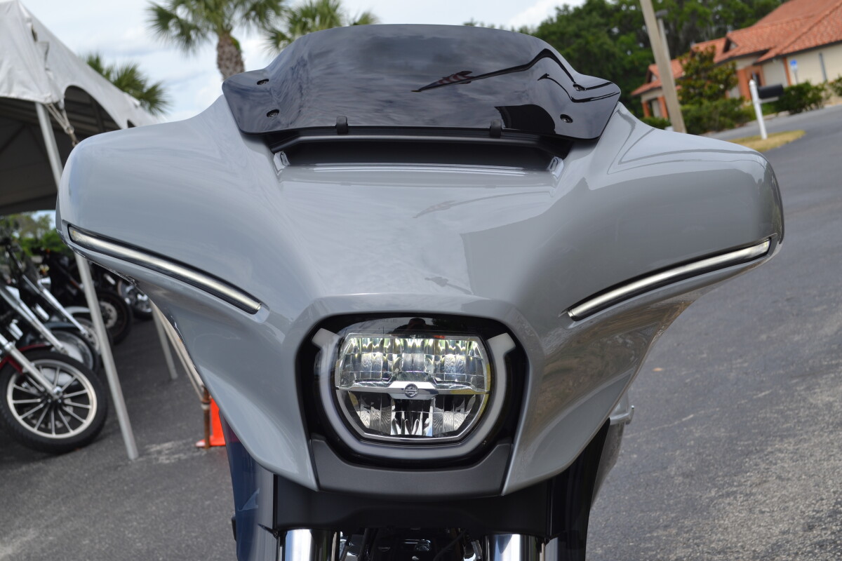 2025 Harley-Davidson Street Glide - FLHX - Photo 4