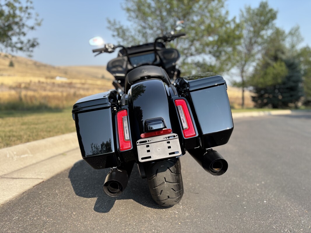 2025 Harley-Davidson Road Glide Vivid Black - Photo 8