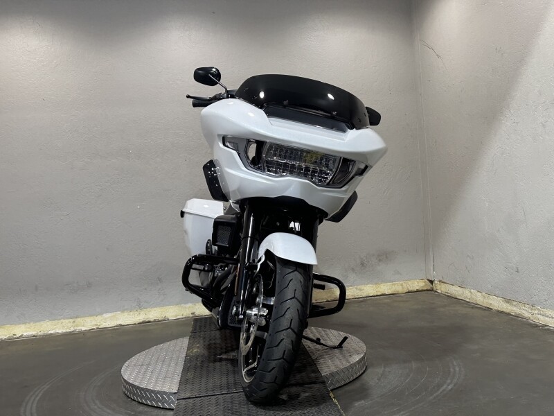 Harley-Davidson Road Glide 2025 FLTRX 84641440 WHITE ONYX PRL - Photo 8