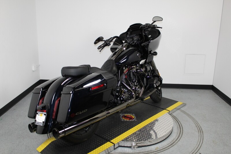 Harley-Davidson CVO Road Glide 2022 FLTRXSE 954606B BLUE STEEL - Photo 9