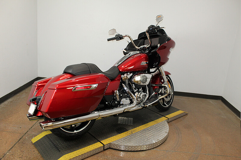 Harley-Davidson Road Glide 2025 FLTRX 84641522 BRILLIANT RED - Photo 2