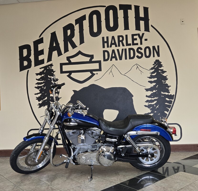 2008 Harley-Davidson Super Glide Custom Pacific Blue Pearl & Vivid Black