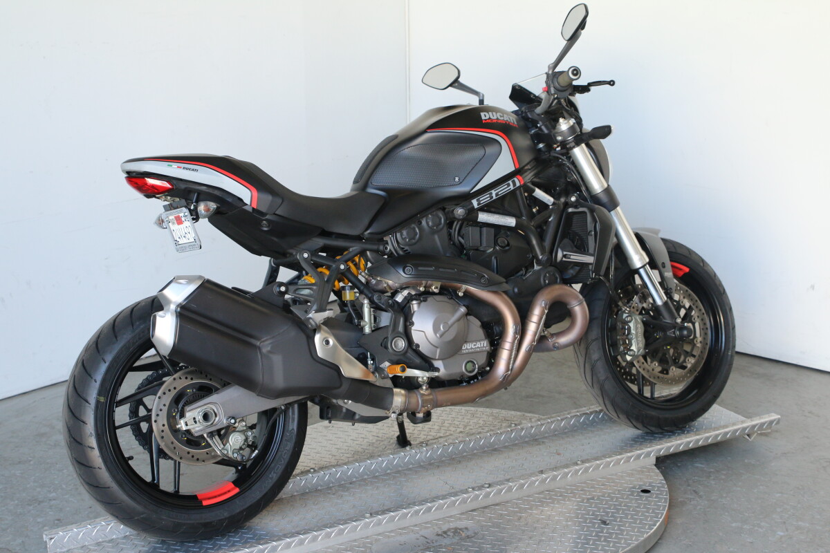 2019 Ducati Monster 821 Stealth - Photo 2